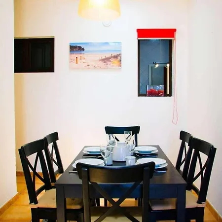 Conil فيلة *